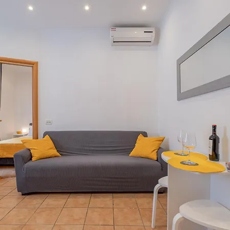 Happy Apartment *